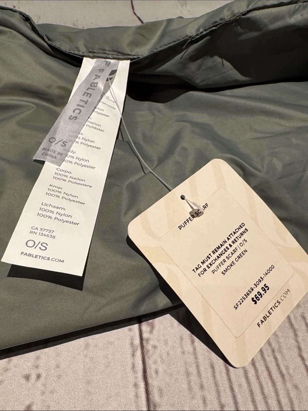 NWT Fabletics Puffer Scarf